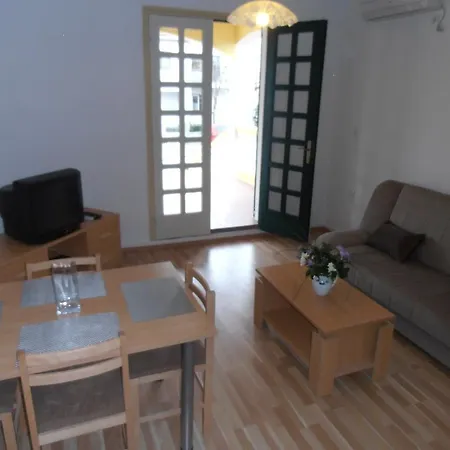 Apartment Sime 23 *